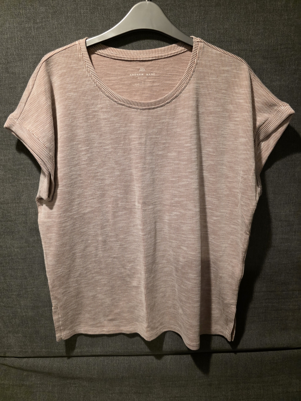 Andrew Marc Short-Sleeve Ribbed Tee Mauve Size Large PTP 23 In Length 24in